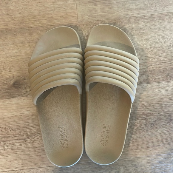 Girlfriend Collective ReSlide - Picture 1 of 4